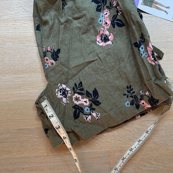 Nautical linen shorts 5”, NWT - Picture 8 of 10